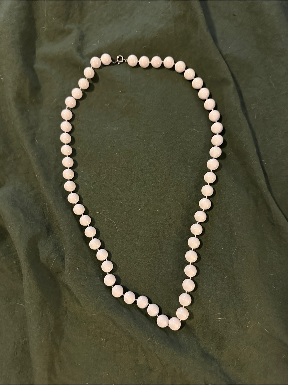 Vintage Beaded White Necklace - Classic Round Bead Strand